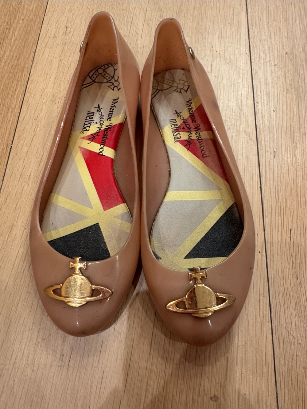 Vivienne Westwood Brown Patent Orb Ballet Flats